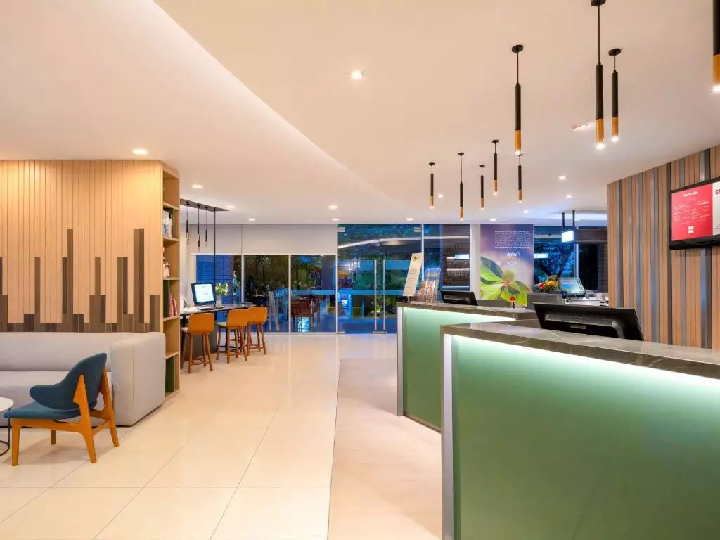 ibis Bangkok Sathorn